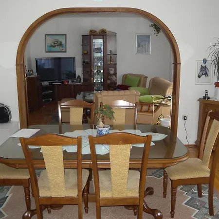 10 Novi Vinodolski